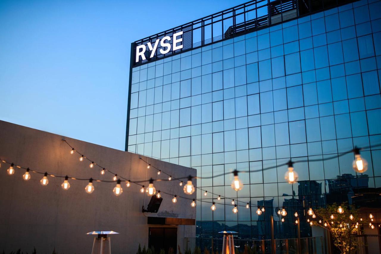 โรงแรม Ryse, Autograph Collection By Marriott 4*